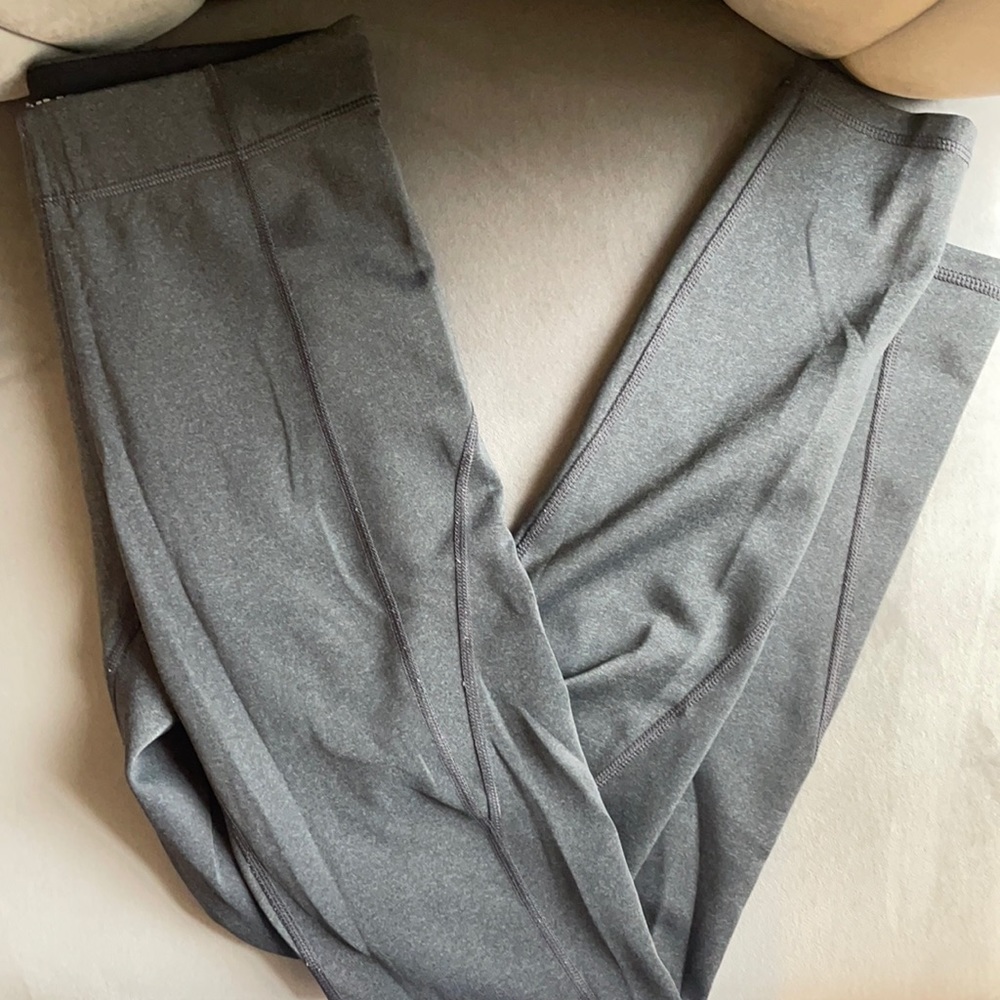 Women’s Gray Ivy Park Leggings Size Small with Zipper